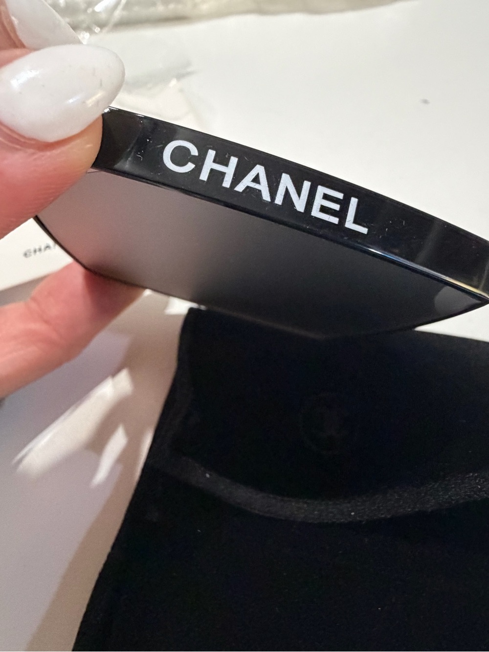 Mirror 🪞 CHANEL Black Compact Mirror - Sleek Pocket Accessory